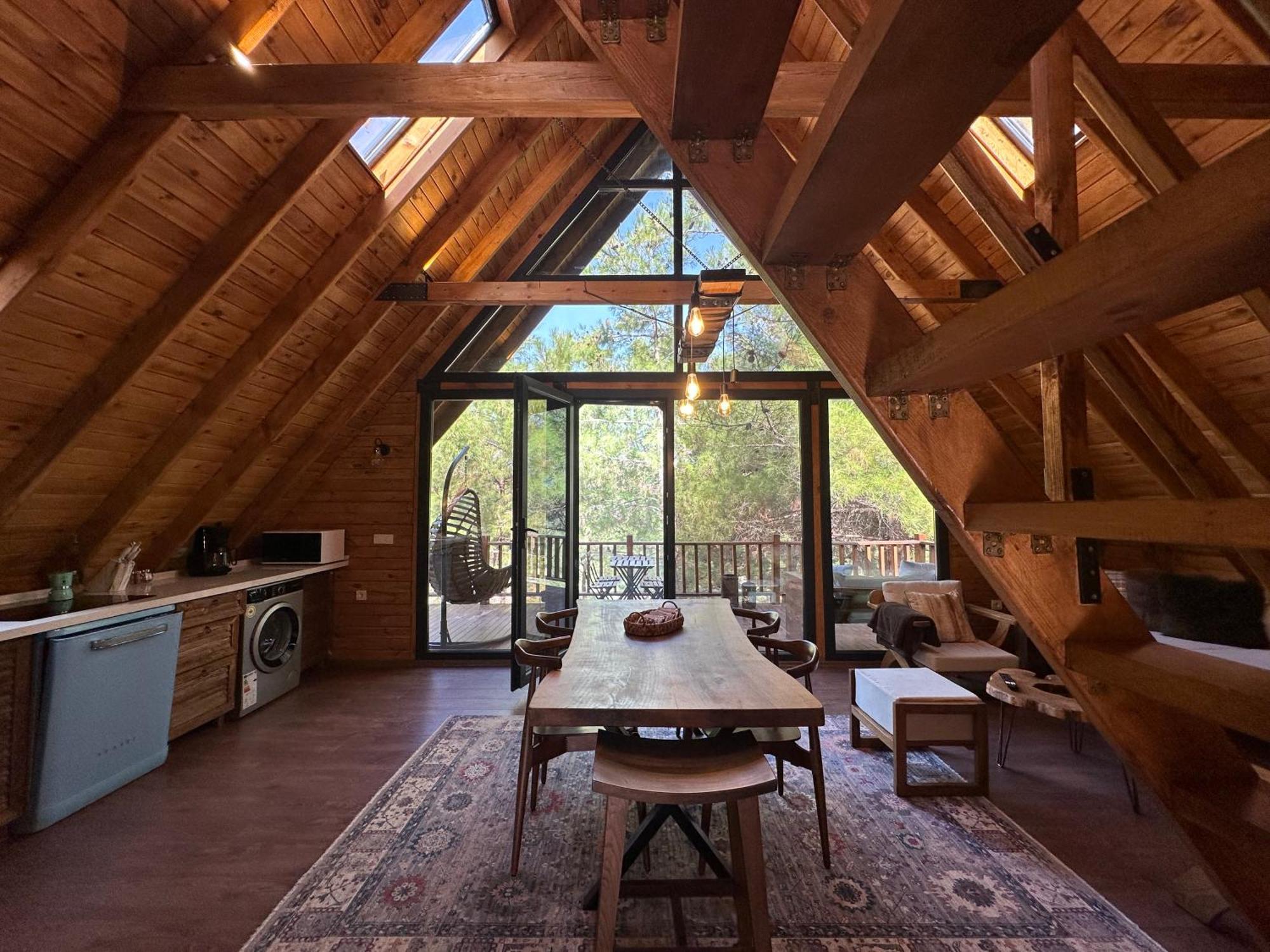 Panurlawoodenhouse Oezel Havuz& Sauna Mavi Bagian luar foto