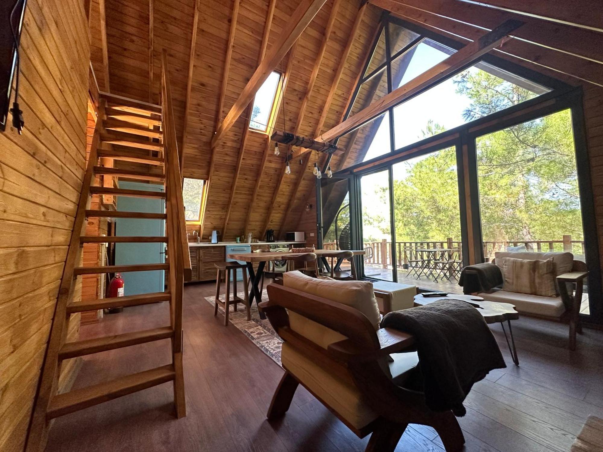 Panurlawoodenhouse Oezel Havuz& Sauna Mavi Bagian luar foto