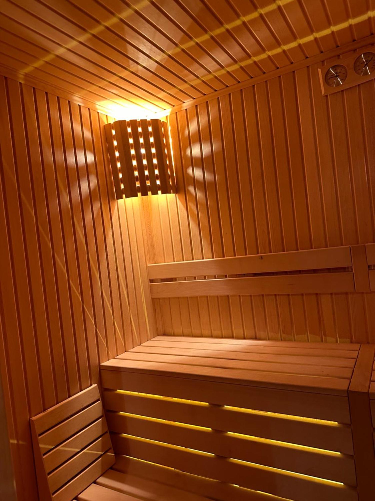 Panurlawoodenhouse Oezel Havuz& Sauna Mavi Bagian luar foto