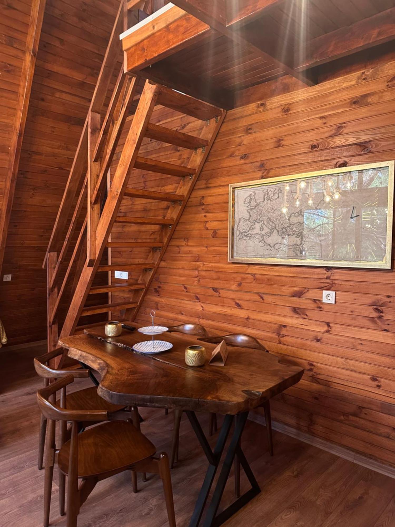 Panurlawoodenhouse Oezel Havuz& Sauna Mavi Bagian luar foto
